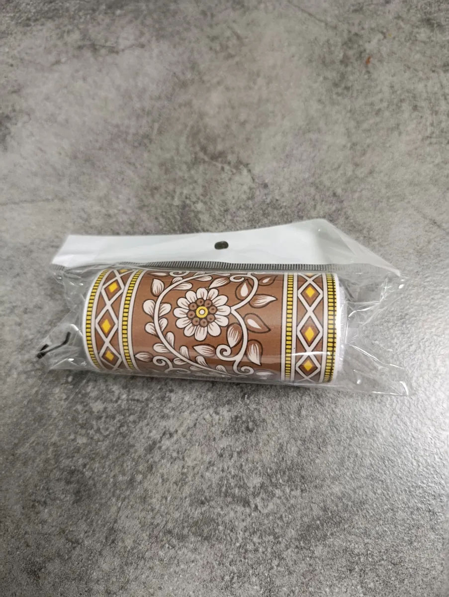 Плинтус для обоев